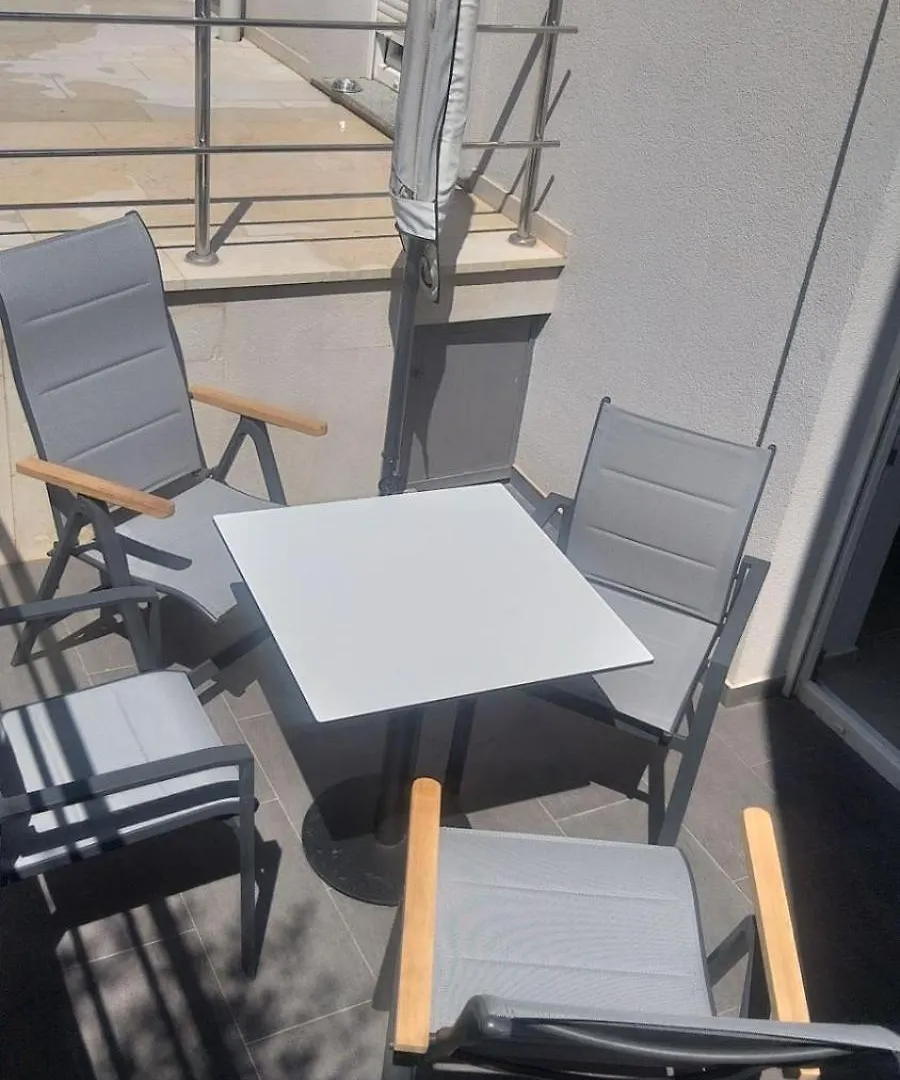 Apartment Brno Pula 0*,  Kroatien